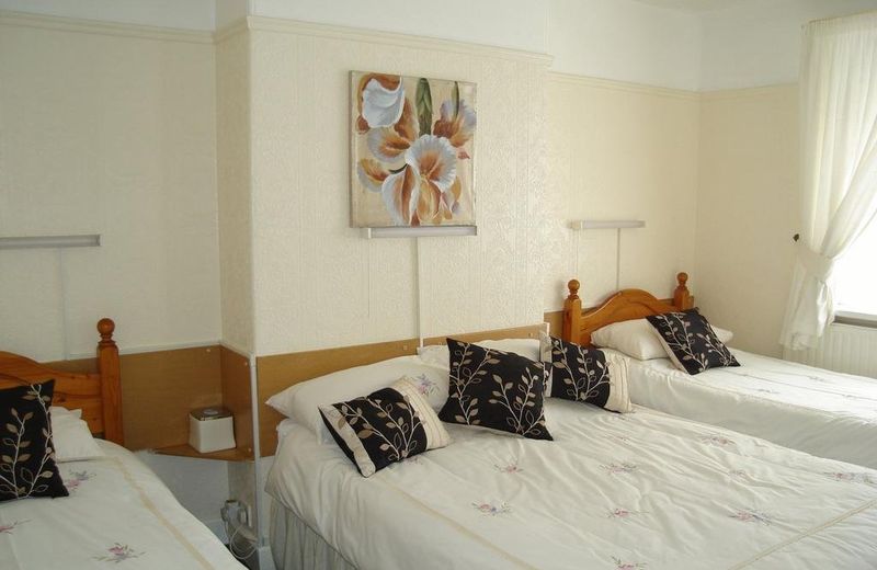 CENTRAL GUEST HOUSE