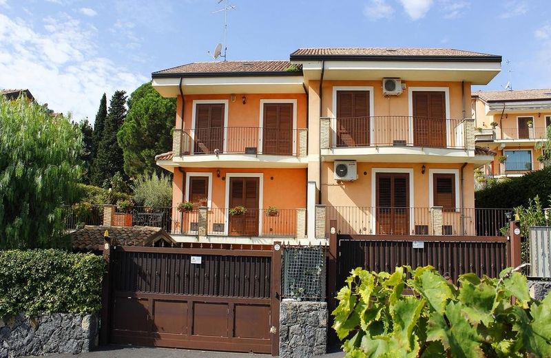Etna Villa il Pino