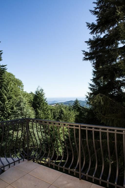 Outdoor Pictures 23