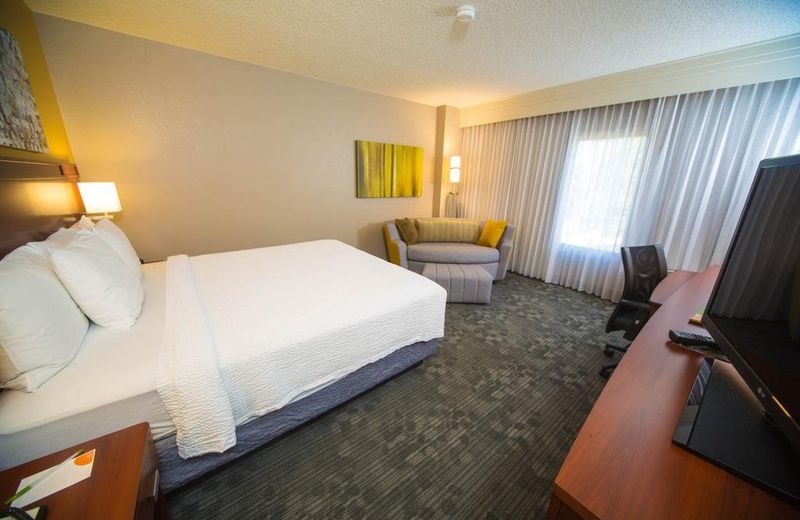 Courtyard by Marriott New Orleans Metairie
