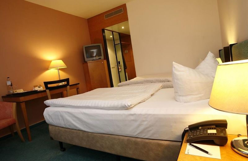 RADISSON BLU HOTEL NEUBRANDENBURG