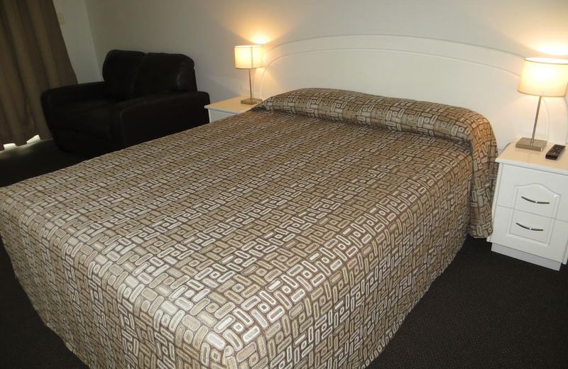 Heritage Lodge Motel