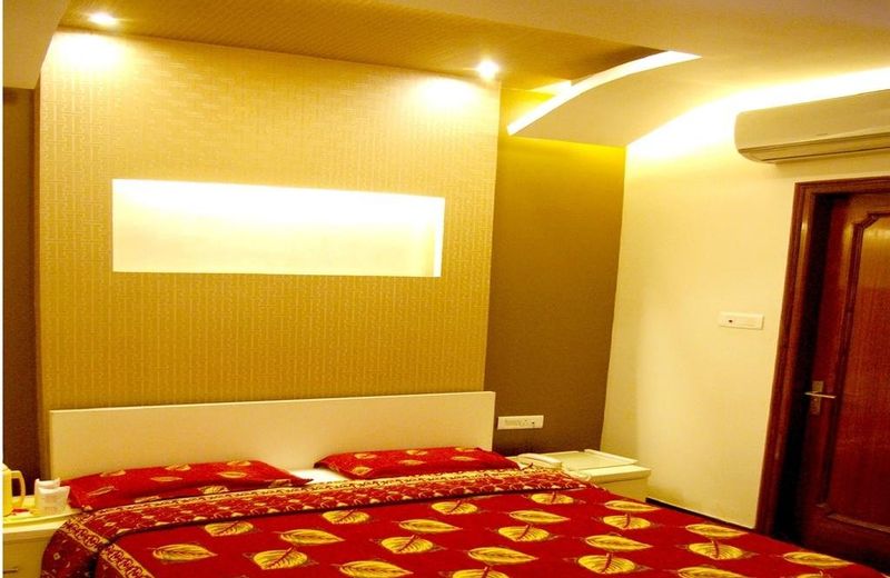 Hotel Tulsi