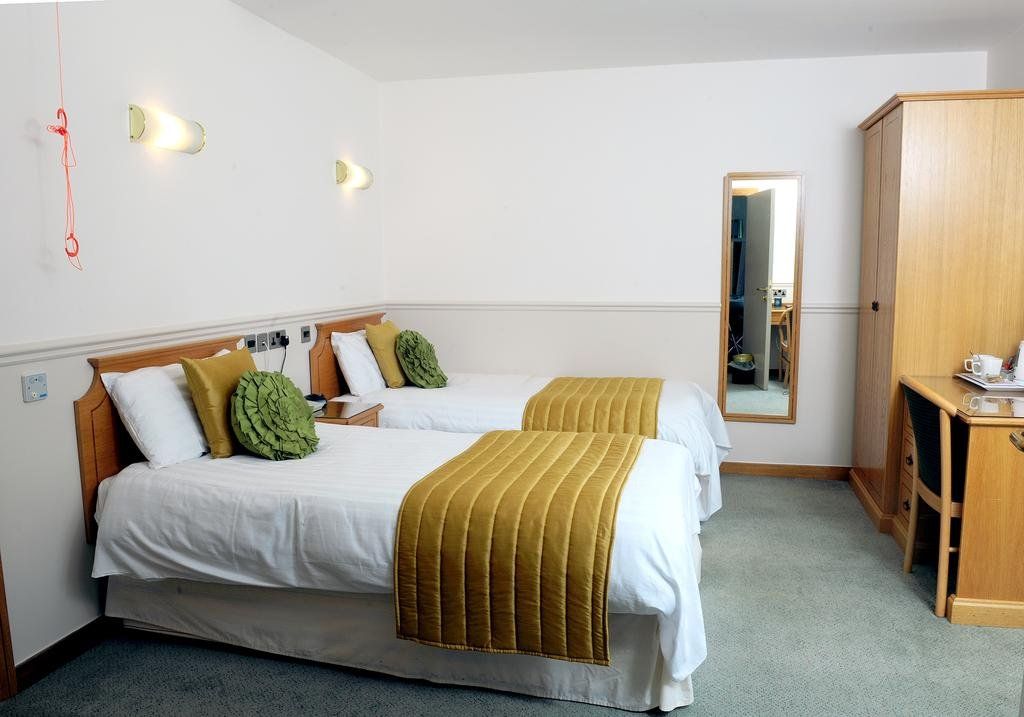 Little Silver Country Hotel