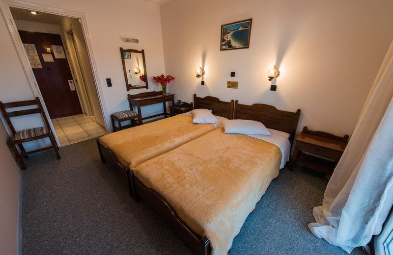 Hotel Anthousa