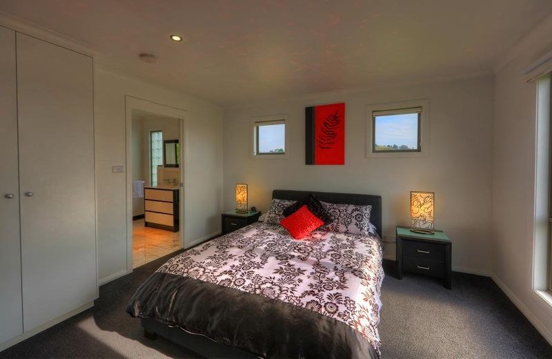 Rosebank Cottage Collection
