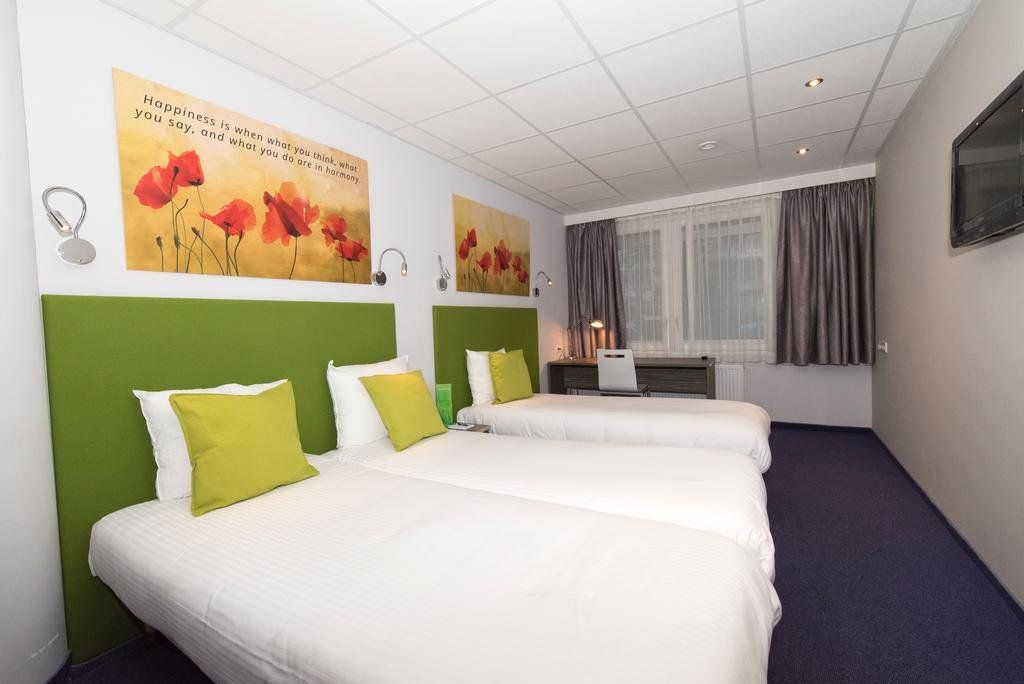 Court Garden Hotel