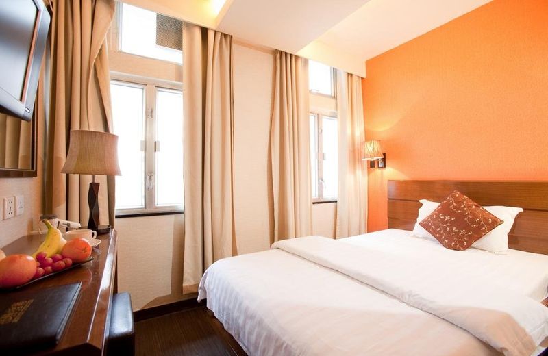 Sunny Day Hotel