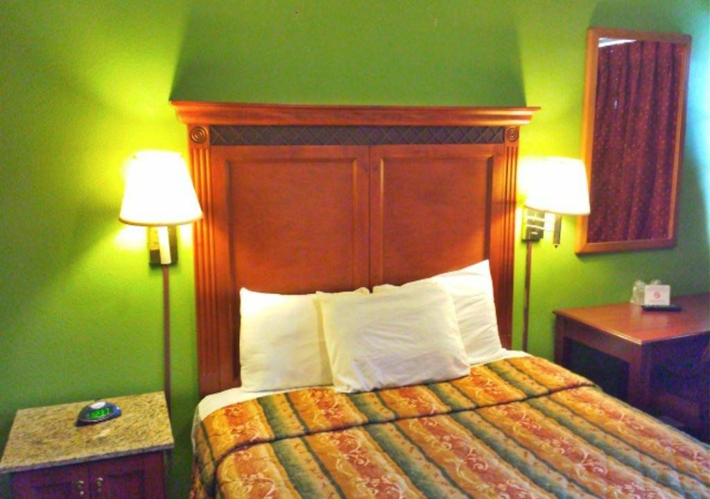 Benton Inn