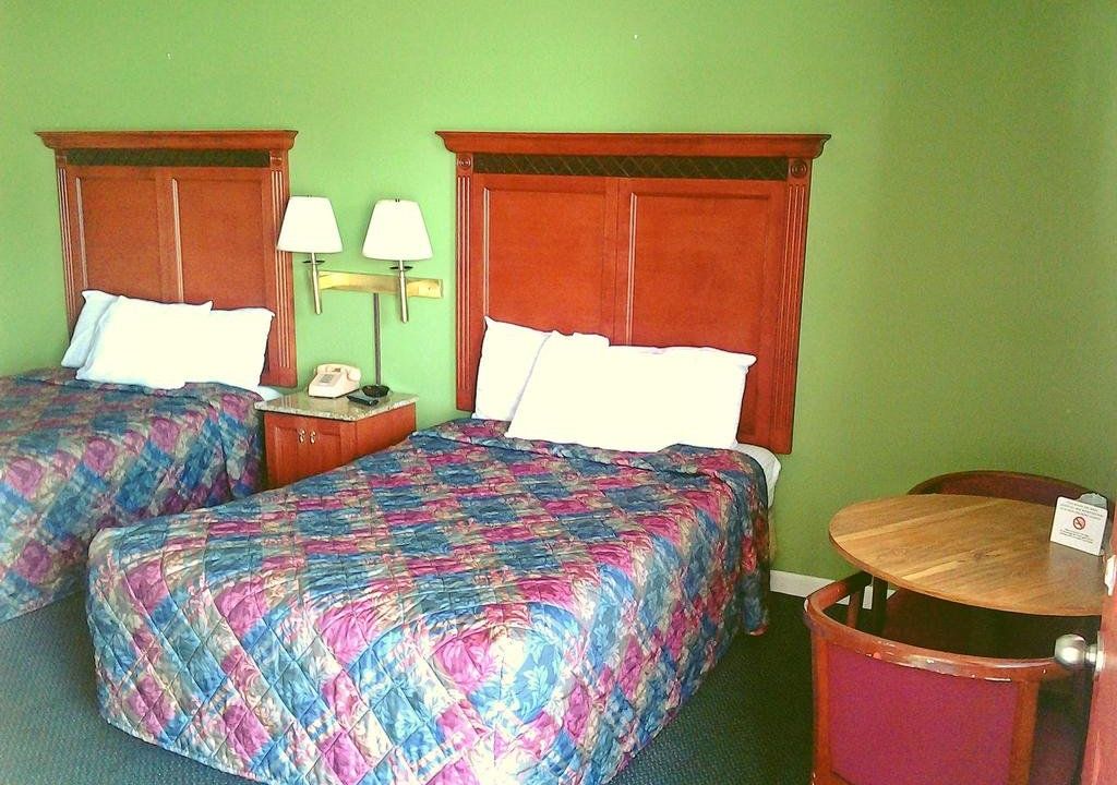 Benton Inn