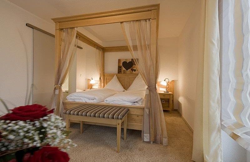 Land-gut-Hotel Landgasthof zur Rose