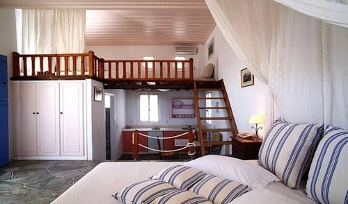 Lighthouse Hotel