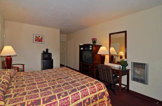 Presidio Parkway Inn