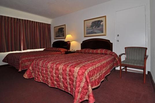 Presidio Parkway Inn