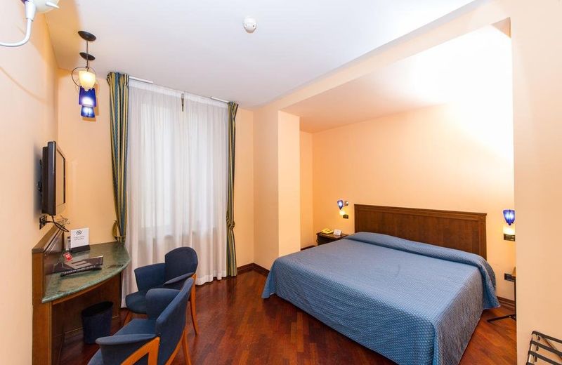 Hotel Millennium Palace