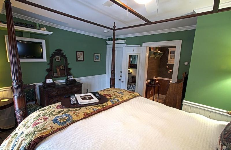 Phineas Swann Inn & Spa