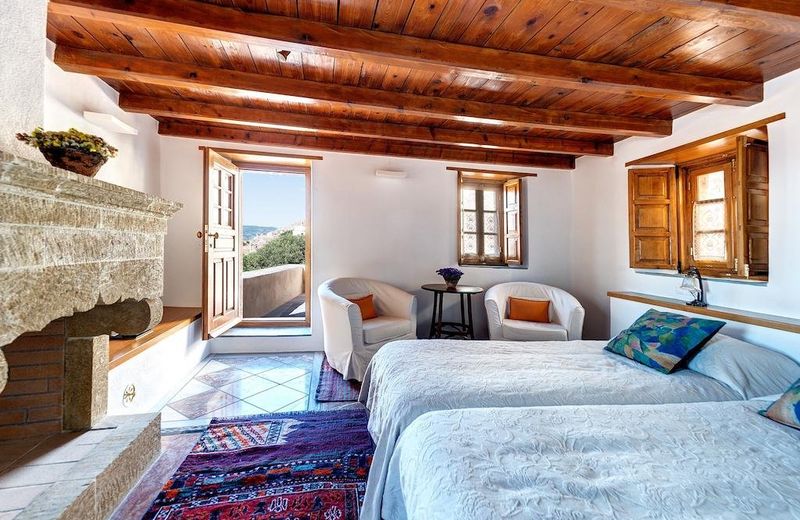 Malvasia Traditional Hotel