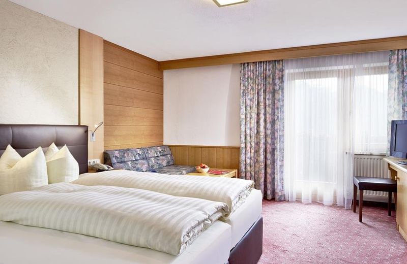 Hotel Tirol Fiss