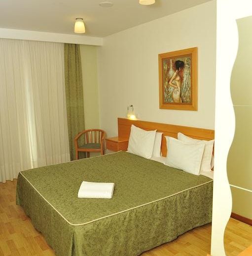 B&B Hotel Braga Lamacaes