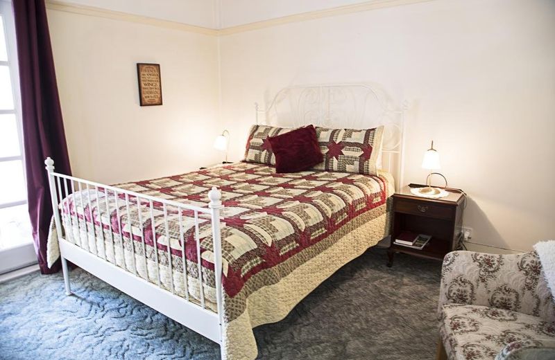 Rosebridge House Bed & Breakfast Adult Retreat