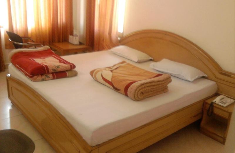 Goroomgo Sapphire Inn Bhimtal