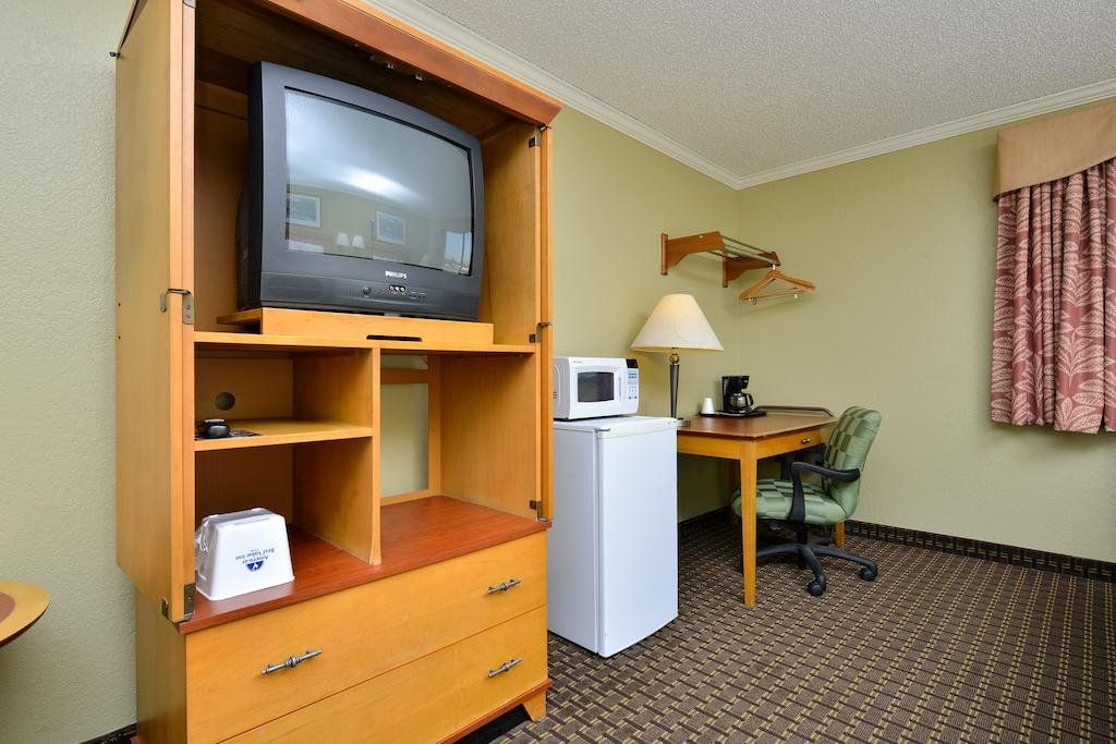 SureStay Plus Hotel by Best Western Hayward