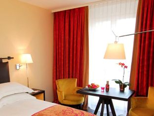 Hotel Image 1