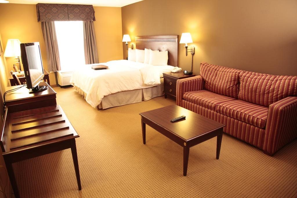 Hampton Inn & Suites Dallas DFW Airport North Grapevine