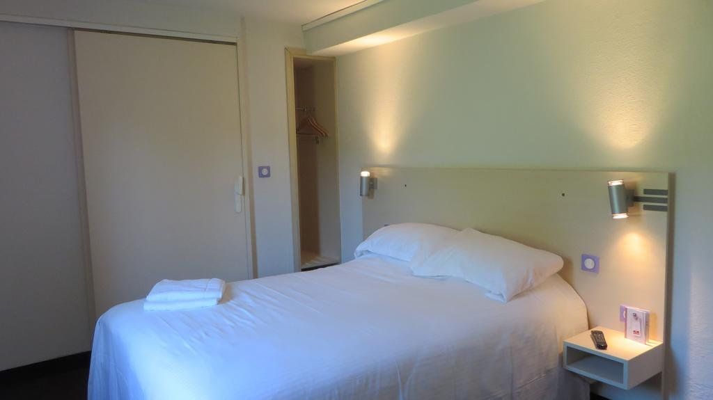 Best Hotel Rouen Est / Val De Reuil