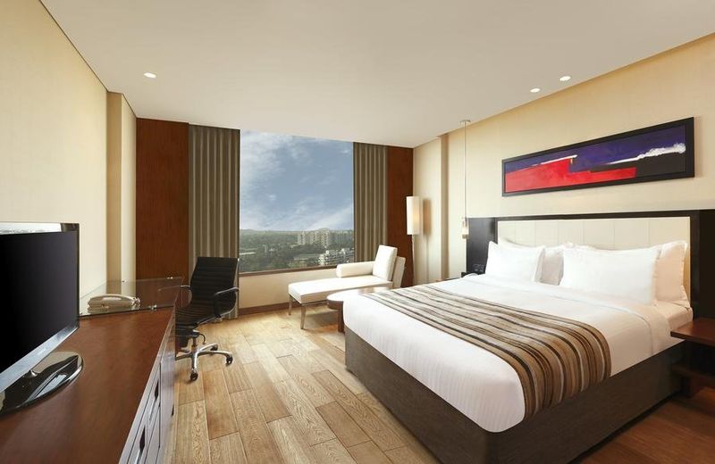 DoubleTree by Hilton Hotel Pune - Chinchwad