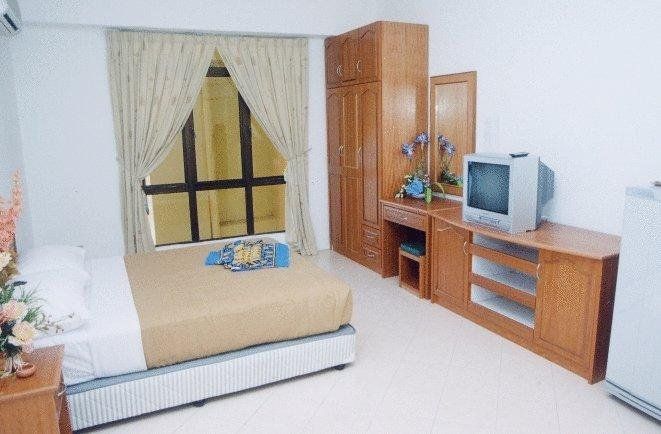 Marina Cove Resort