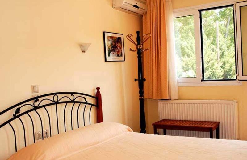 River Side Rooms