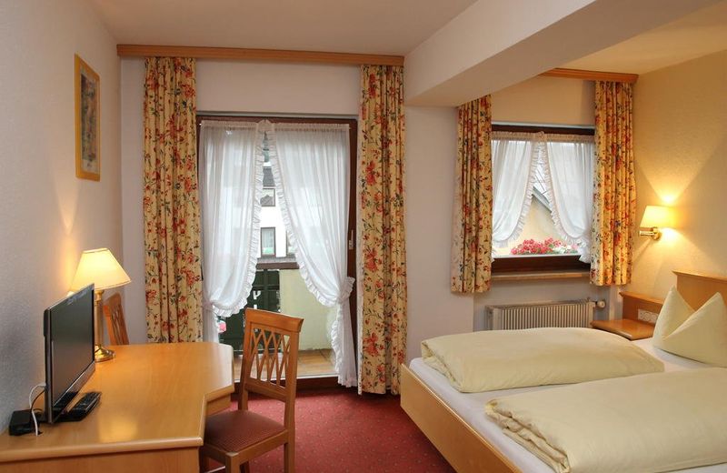 Hotel Zum Goldenen Hirsch