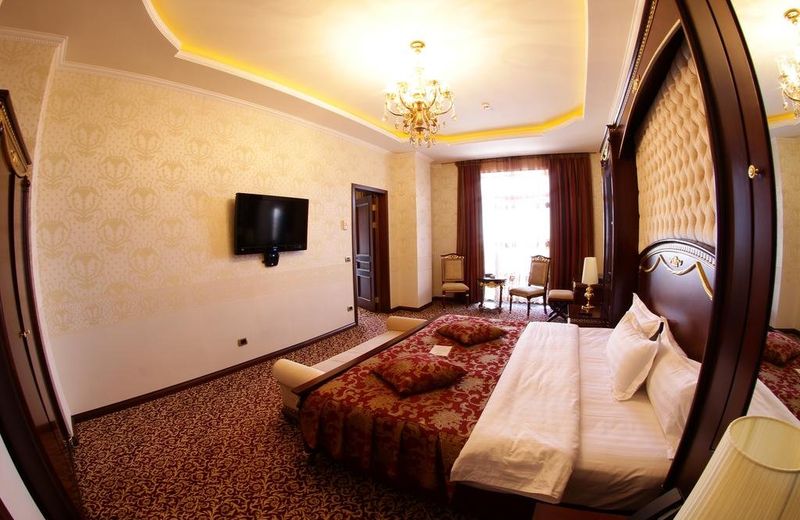Golden Palace Hotel Resort and SPA