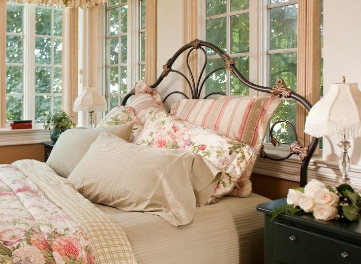 B. F. Hiestand House Bed & Breakfast