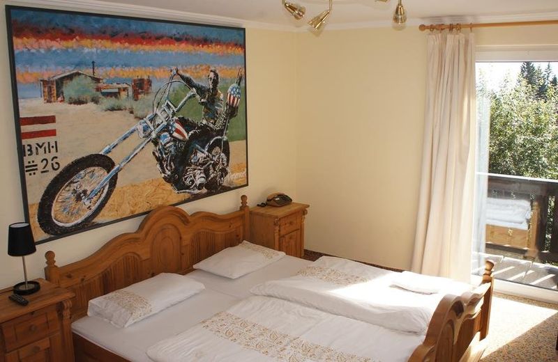 Blue Mountain Hotel
