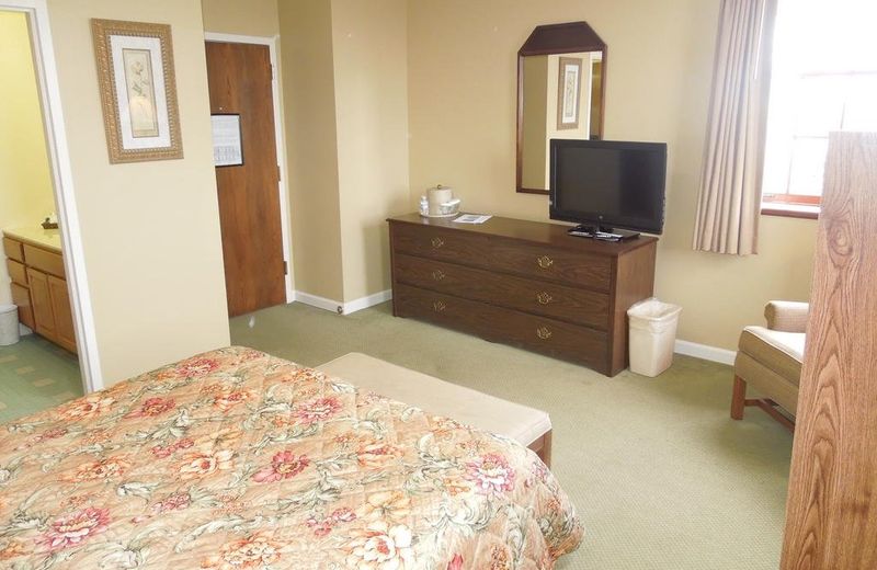 Bridges Guest Quarters