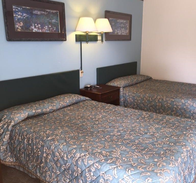 Capri Motel