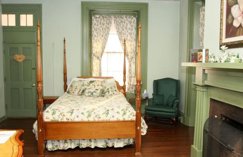 Lafayette Inn & Restaurant