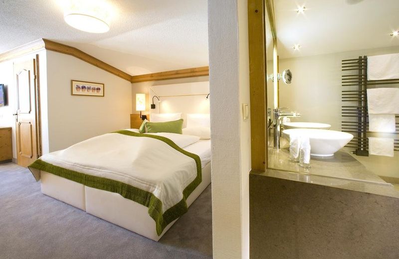 Aktiv- & Wellnesshotel Bergfried