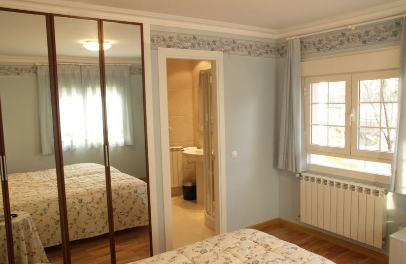 CHALET PUIGDEFABREGAS