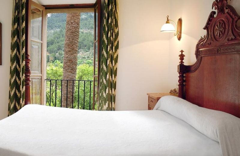 Hostal Villa Verde-Adults Only