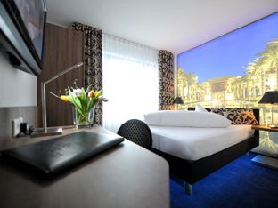 Hotel Image 1