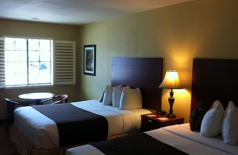 Kenedy Inn and Suites
