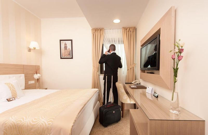 Hotel Coroana de Aur