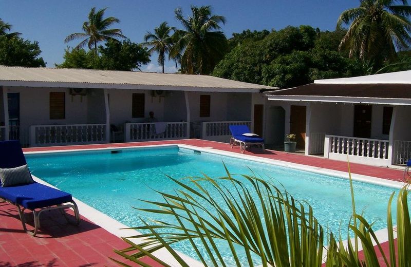 Golden Thistle Hotel