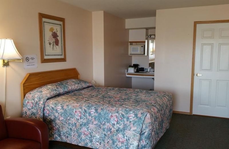 Athabasca Lodge Motel
