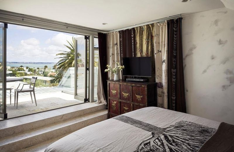 Mollies Boutique Hotel