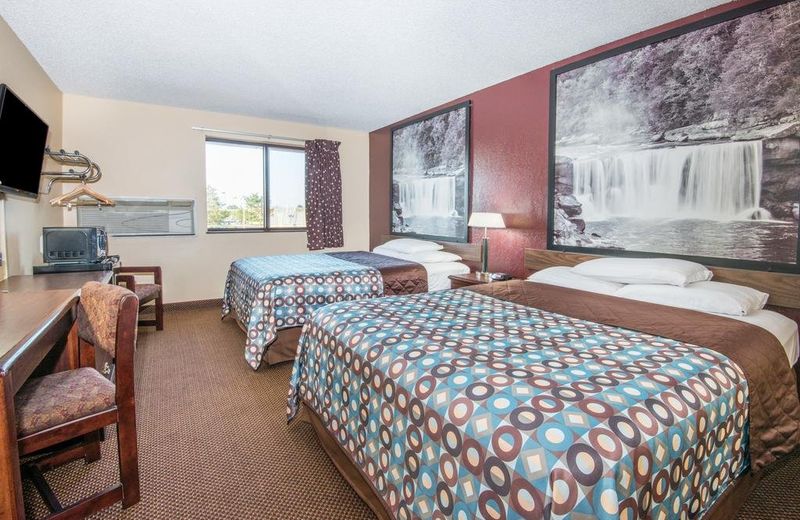Super 8 by Wyndham Kansas City at Barry Road/Airport