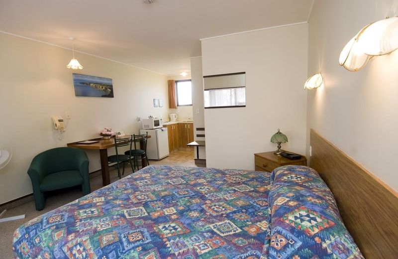 PANIA LODGE MOTEL